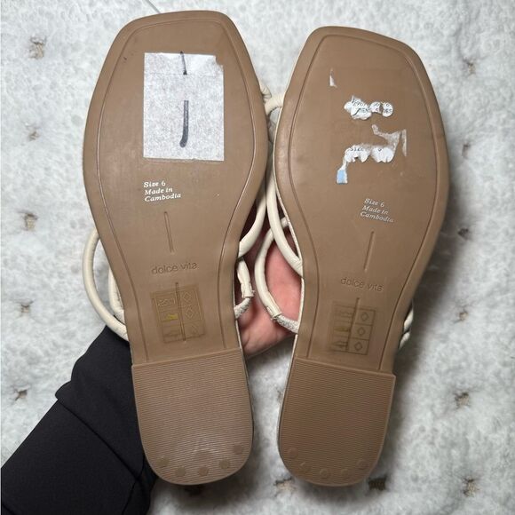 Dolce Vita | Leanna Sandal - Picture 9 of 9